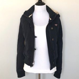 Hollister jacket lined with faux fur